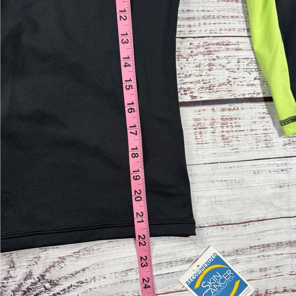 NWT Roxy Rash Guard Girls little girls size 4 - Picture 5 of 6